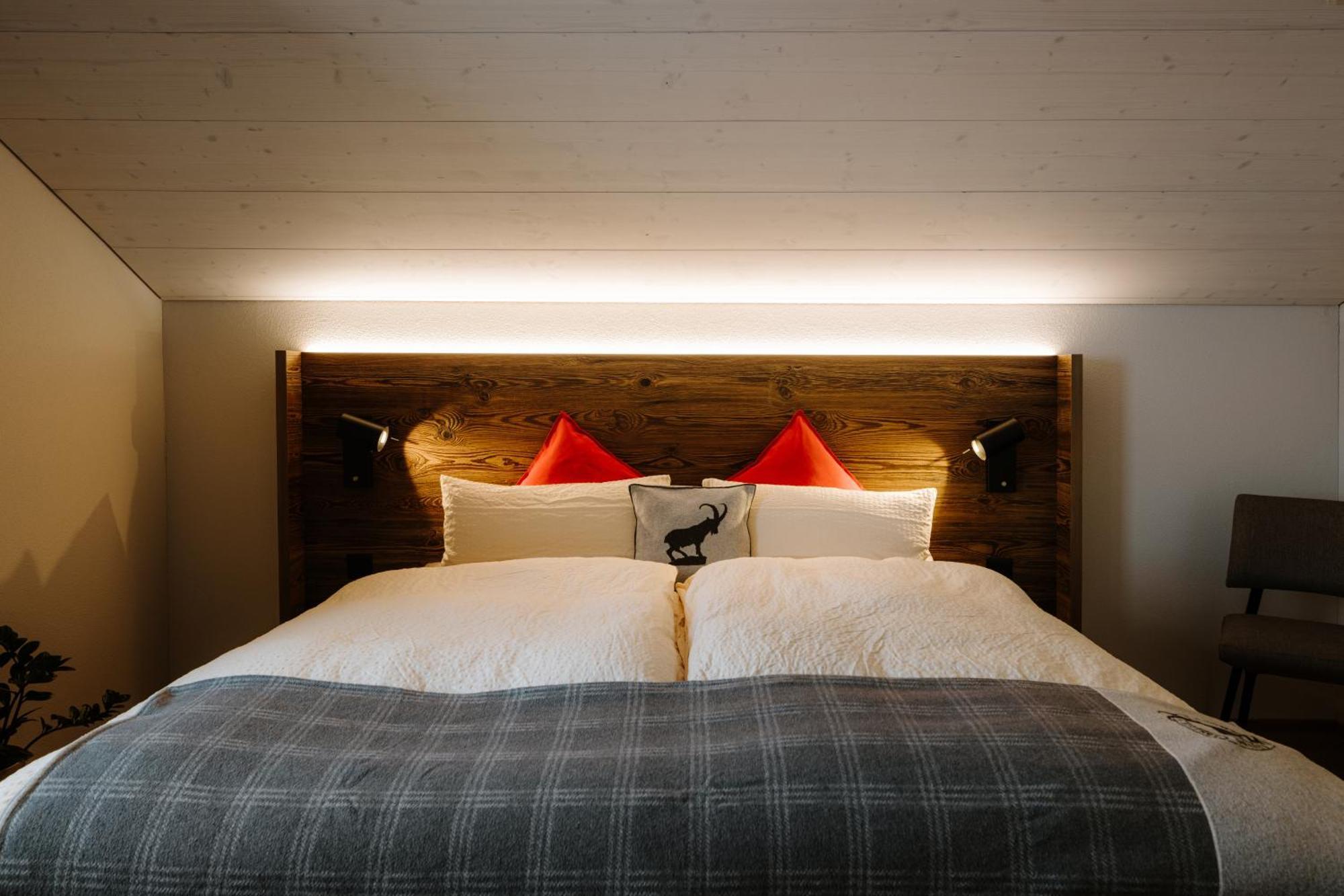 Berg-&Naturhotel Engstligenalp Adelboden Zimmer foto